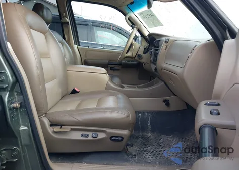 2004 Ford Explorer Sport Trac z USA, uszkodzony, nr VIN 1FMZU77K04UB15560